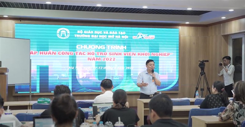 Ngày 11/06/2022: Chuyên gia Nguyễn Văn Bền đào tạo kiến thức cho các giảng viên trường Đại học Mở Hà Nội