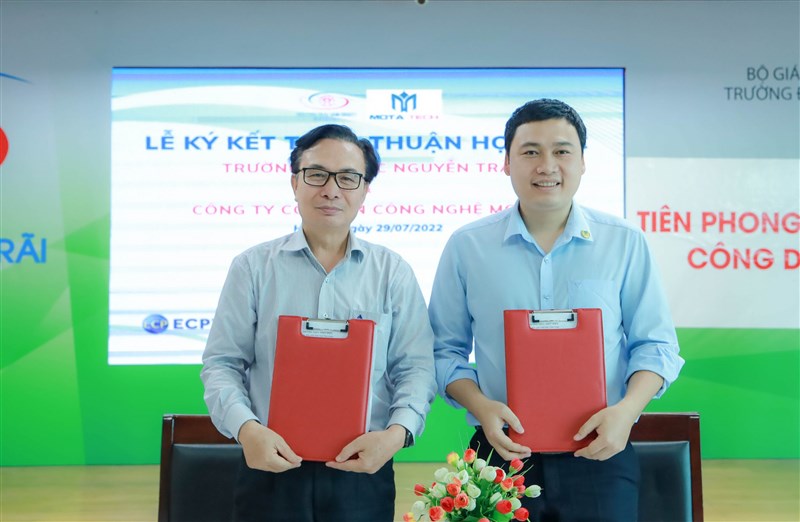 Công ty cổ phần công nghệ Mota (Mota Tech) ký kết hợp tác đào tạo công nghệ với Trường Đại Học Nguyễn Trãi